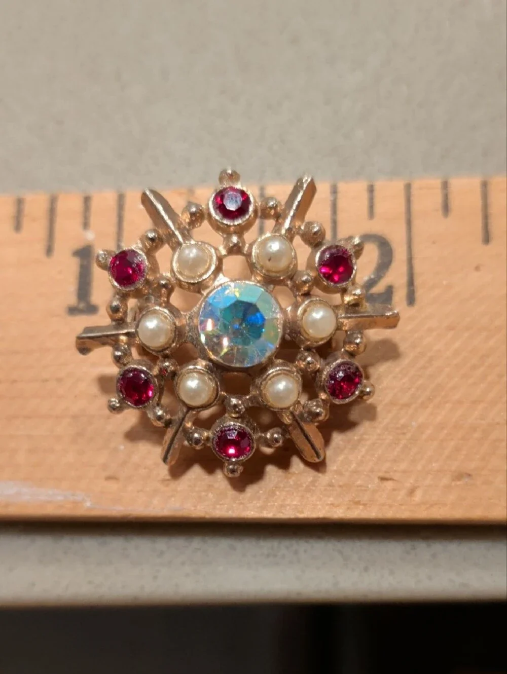 Vintage elegant gold